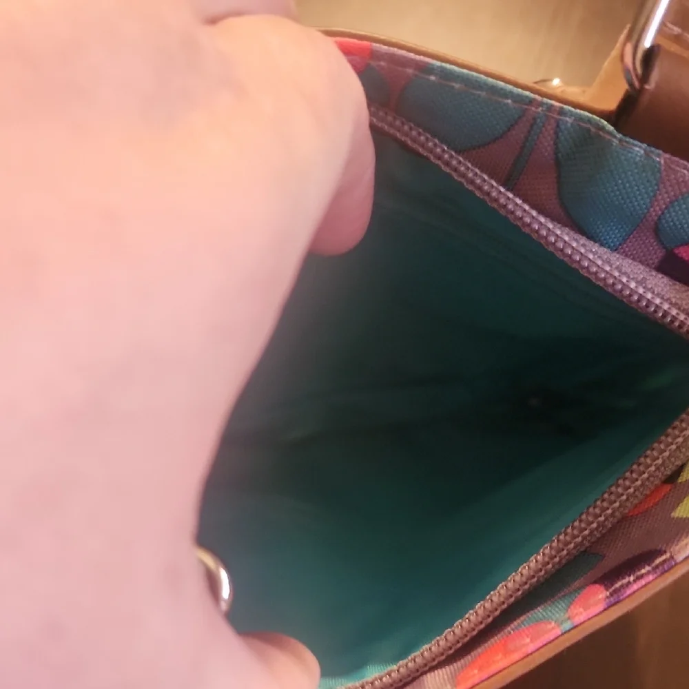 Lily Bloom Colorful Floral Crossbody Bag - Picture 4 of 8